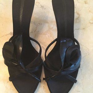 Woman’s Elman Venezia Rena Black Silk Slides 8.5